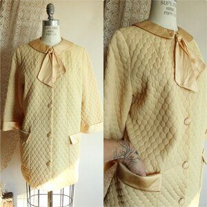 Vintage 1960s Robe, Gossard Artemis Golden Yellow Quilted Bed Jacket, Pointed